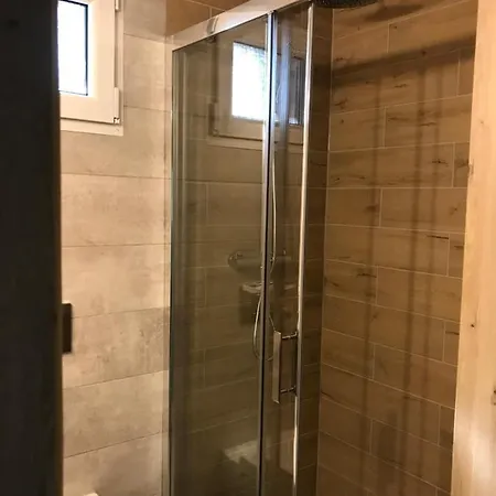 Bialy Domek Nad Jeziorem W Wieleniu Tatil Evi *